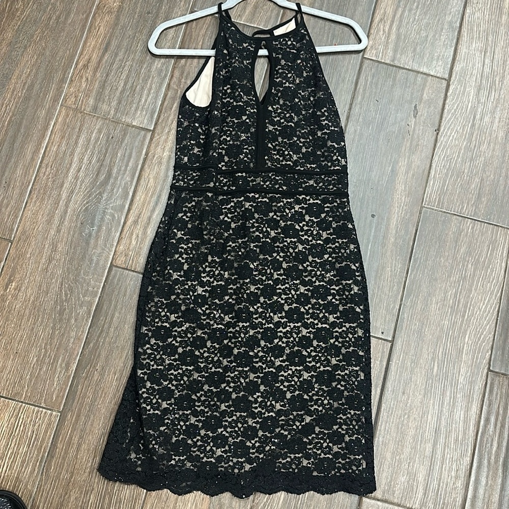 Elegant Black Lace Midi Dress